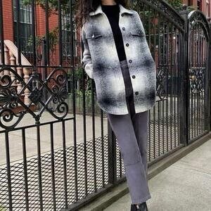 Aritzia Wilfred Free Ganna Shirt Jacket Shacket XS Gray Black Plaid Wool Blend